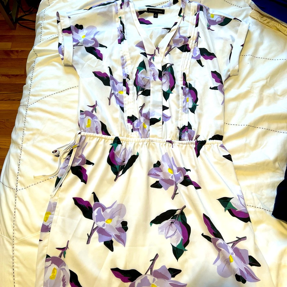 Banana Republic floral dress- size medium - Picture 5 of 6